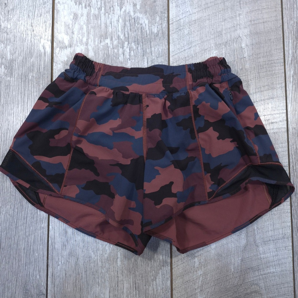 Lululemon Hotty Hot Shorts Women 4 Brier Rose Camo Low Rise Lined 4in Running